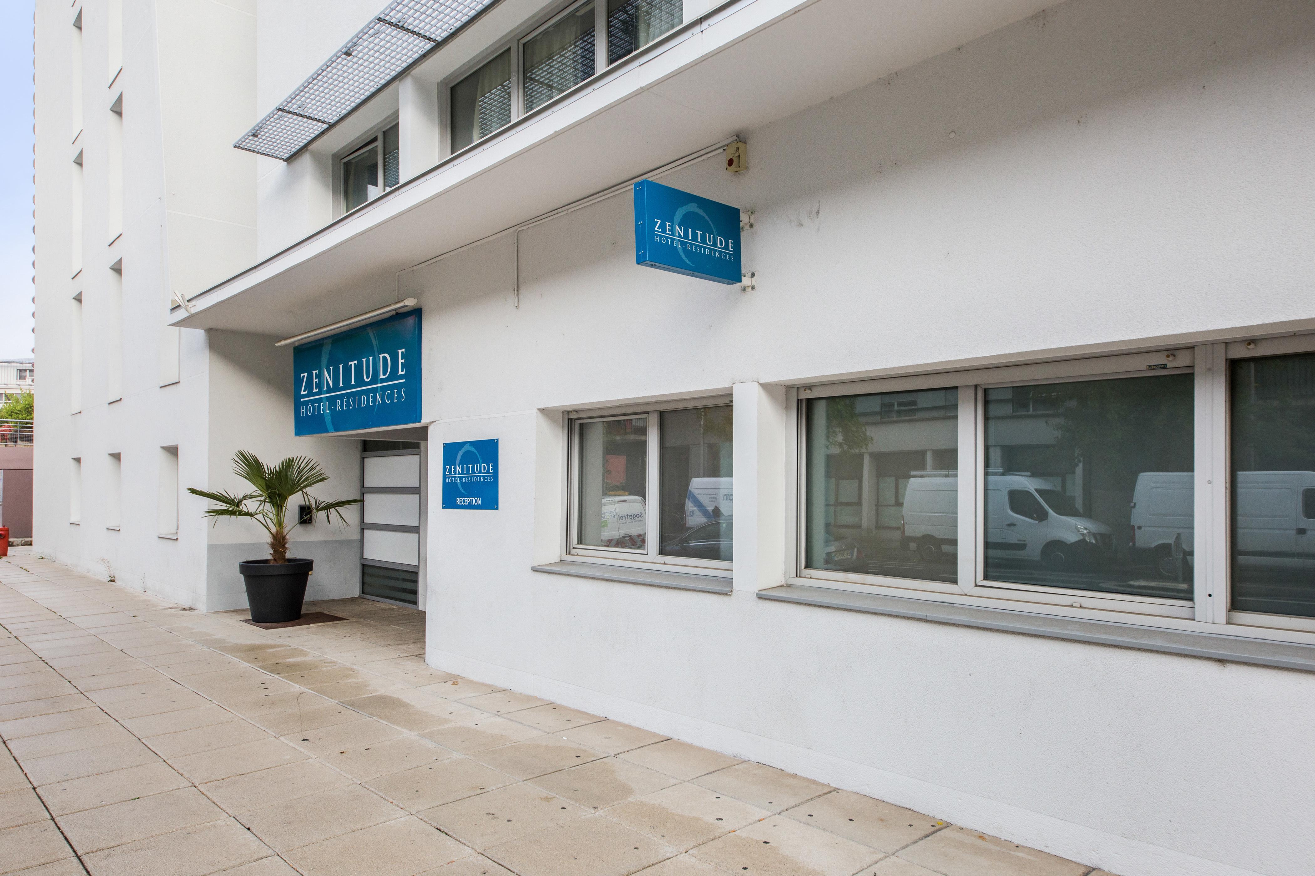 Comfort Aparthotel Le Mans Exterior foto