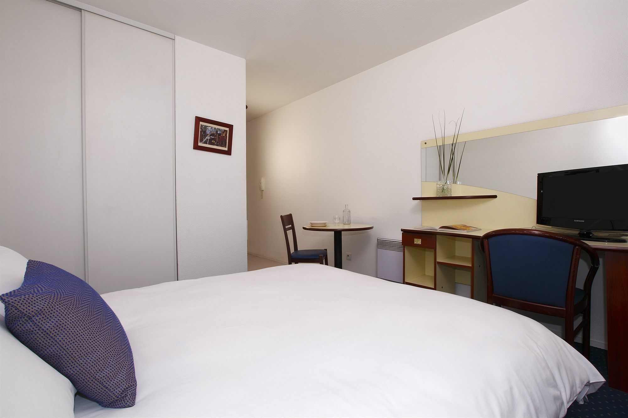 Comfort Aparthotel Le Mans Exterior foto